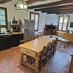 Maison De A La Campagne Hébergement de vacances Boisset (Cantal)
