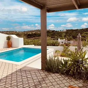 Casa Na Colina : The And The Long House Vakantiehuis São Brás de Alportel